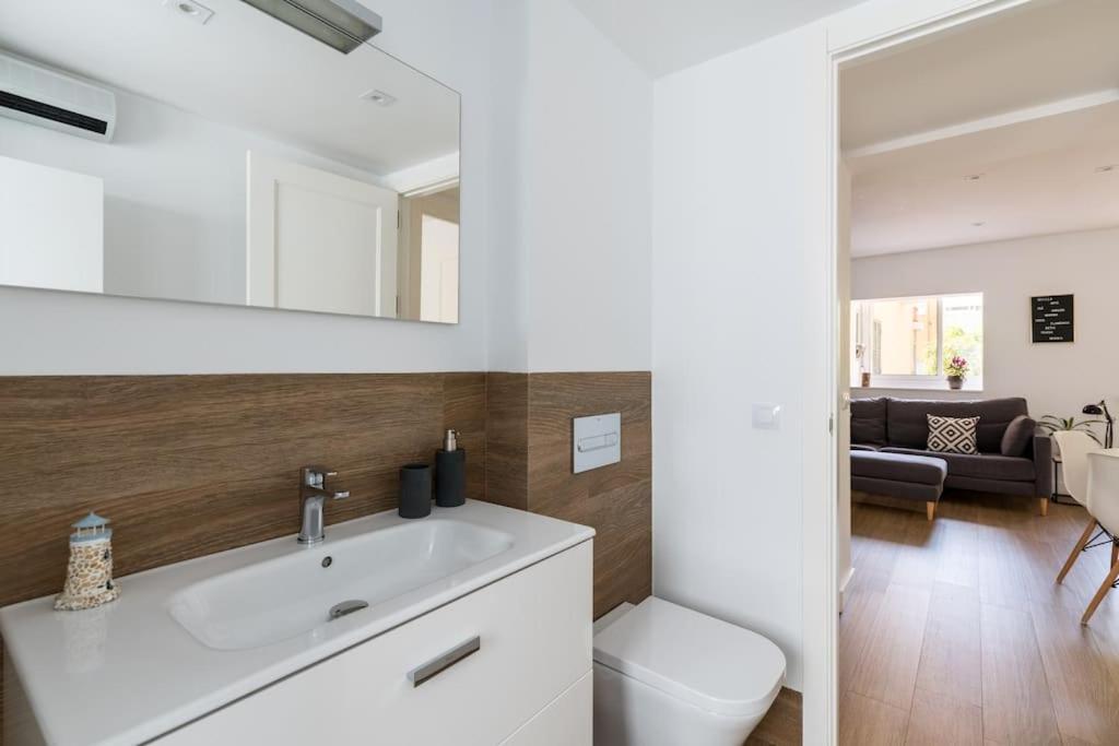 Apartamento Moderno En Triana 2 Dormitorios Y Aire Acondicionado Sewilla Zewnętrze zdjęcie