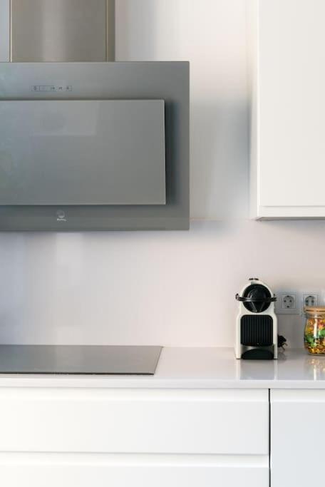 Apartamento Moderno En Triana 2 Dormitorios Y Aire Acondicionado Sewilla Zewnętrze zdjęcie