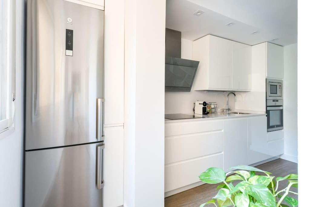 Apartamento Moderno En Triana 2 Dormitorios Y Aire Acondicionado Sewilla Zewnętrze zdjęcie