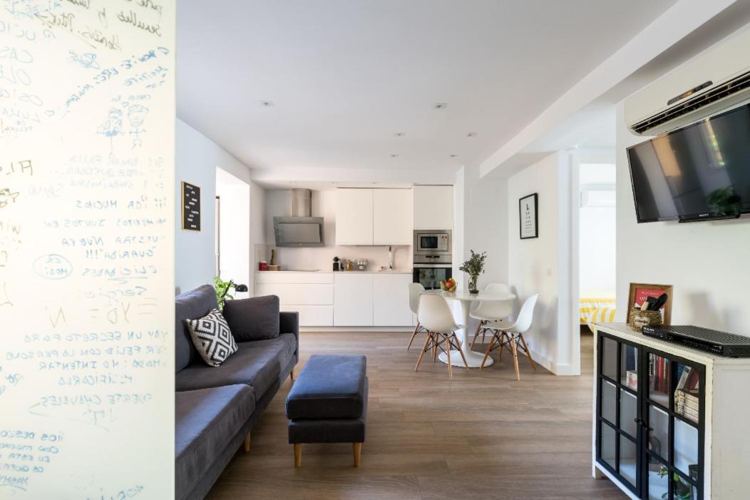 Apartamento Moderno En Triana 2 Dormitorios Y Aire Acondicionado Sewilla Zewnętrze zdjęcie