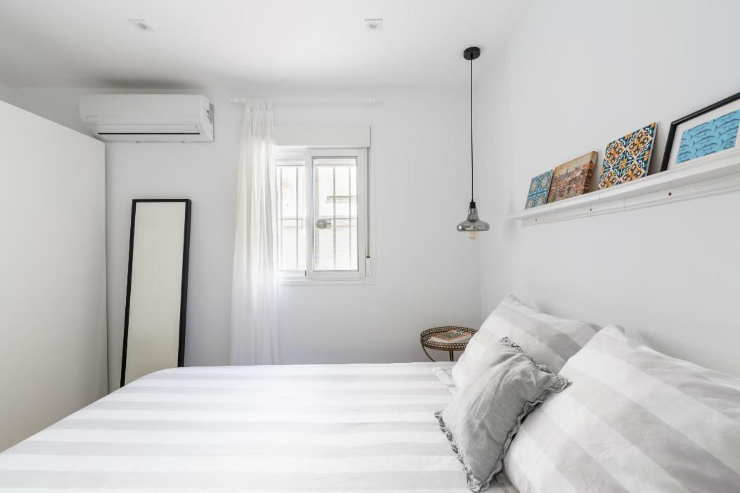 Apartamento Moderno En Triana 2 Dormitorios Y Aire Acondicionado Sewilla Zewnętrze zdjęcie